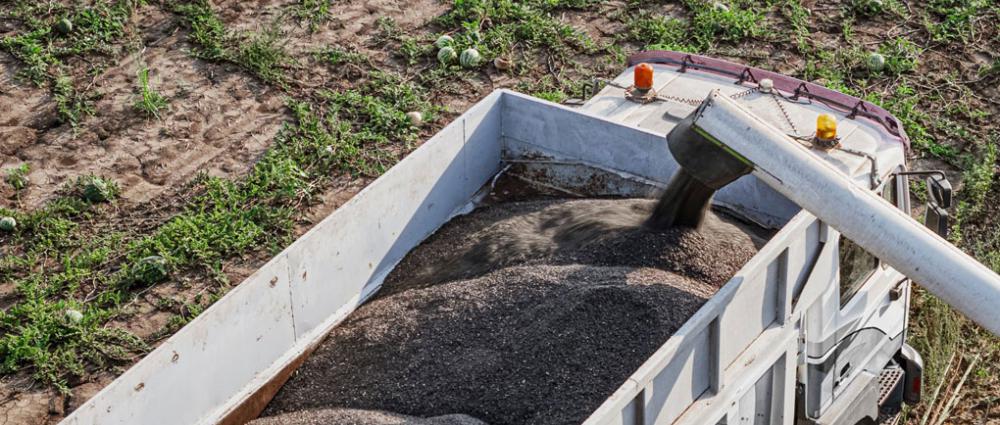 Автоматизація логістики олійно-екстракційного заводу - цифрове управління транспортуванням сировини