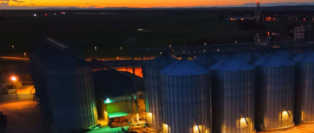 Облік зерна на елеваторі: робота зі світлом і без світла